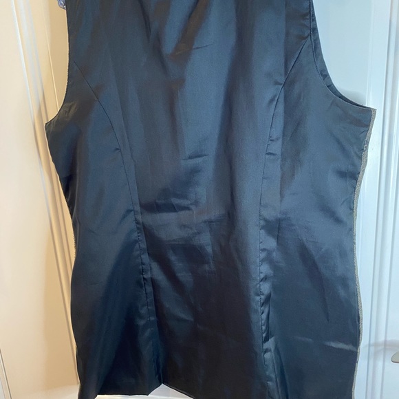 •2/$25• VTG 80s/90s Long Button-Down Gray & Black Paisley Vest - Picture 6 of 6